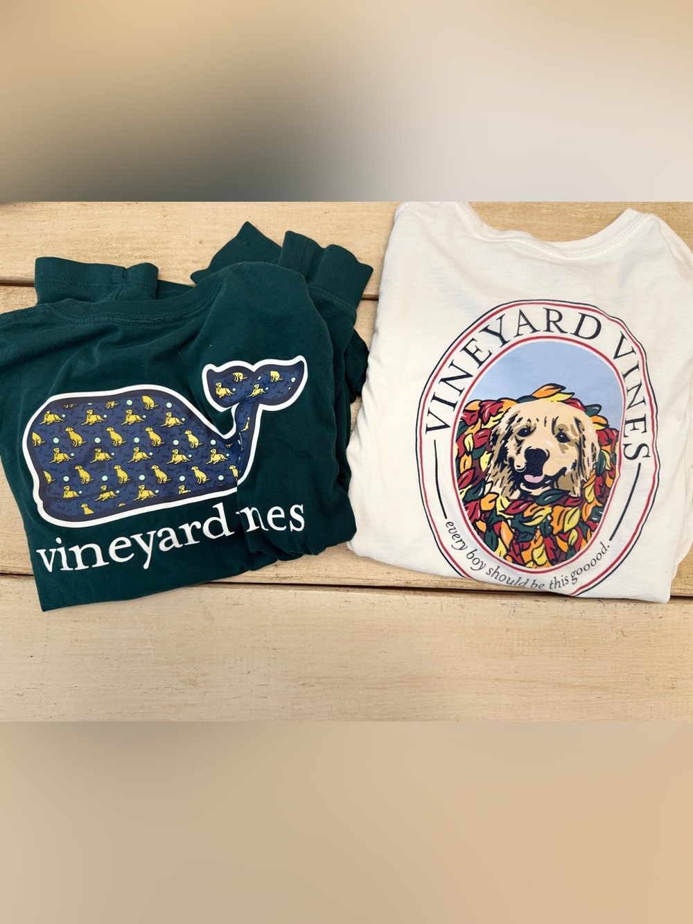 Vineyard Vines Kids- long sleeves - dog themed - size small (8/10)